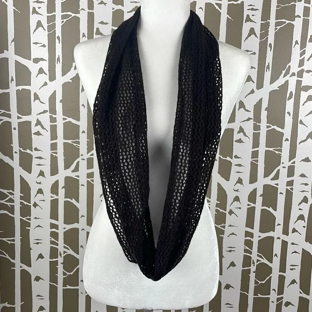 NWT Chocolate Brown Open Weave Infinity Scarf